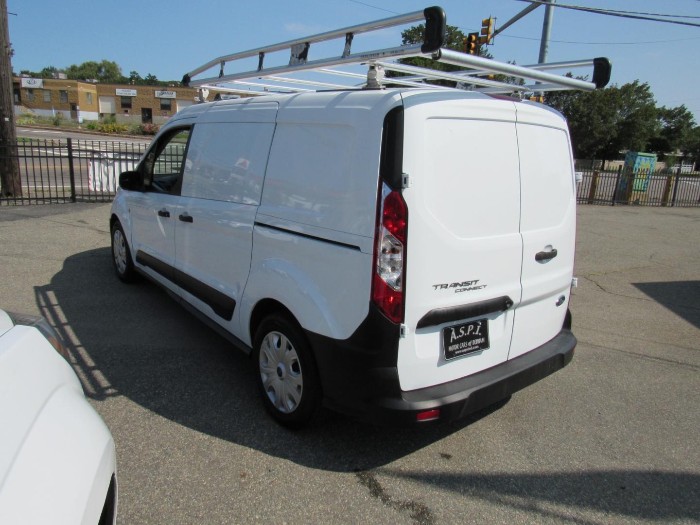 2019 White /Black Ford Transit Connect Cargo Van XL LWB w/Rear 180 Degree Door (NM0LS7E28K1) with an 2.5L L4 DOHC 16V engine, 6A transmission, located at 215 Milton St, Dedham, MA, 02026, (781) 329-5144, 42.241905, -71.157295 - This nice wok van is equipped with a loading ramp and roof racks. Low miles. Runs as good as it looks. All ASPI Motor Cars vehicles come with a 3/3 warranty included in the price. Call for details. All vehicles are serviced before they are delivered to assure the highest quality used vehicle. - Photo#4