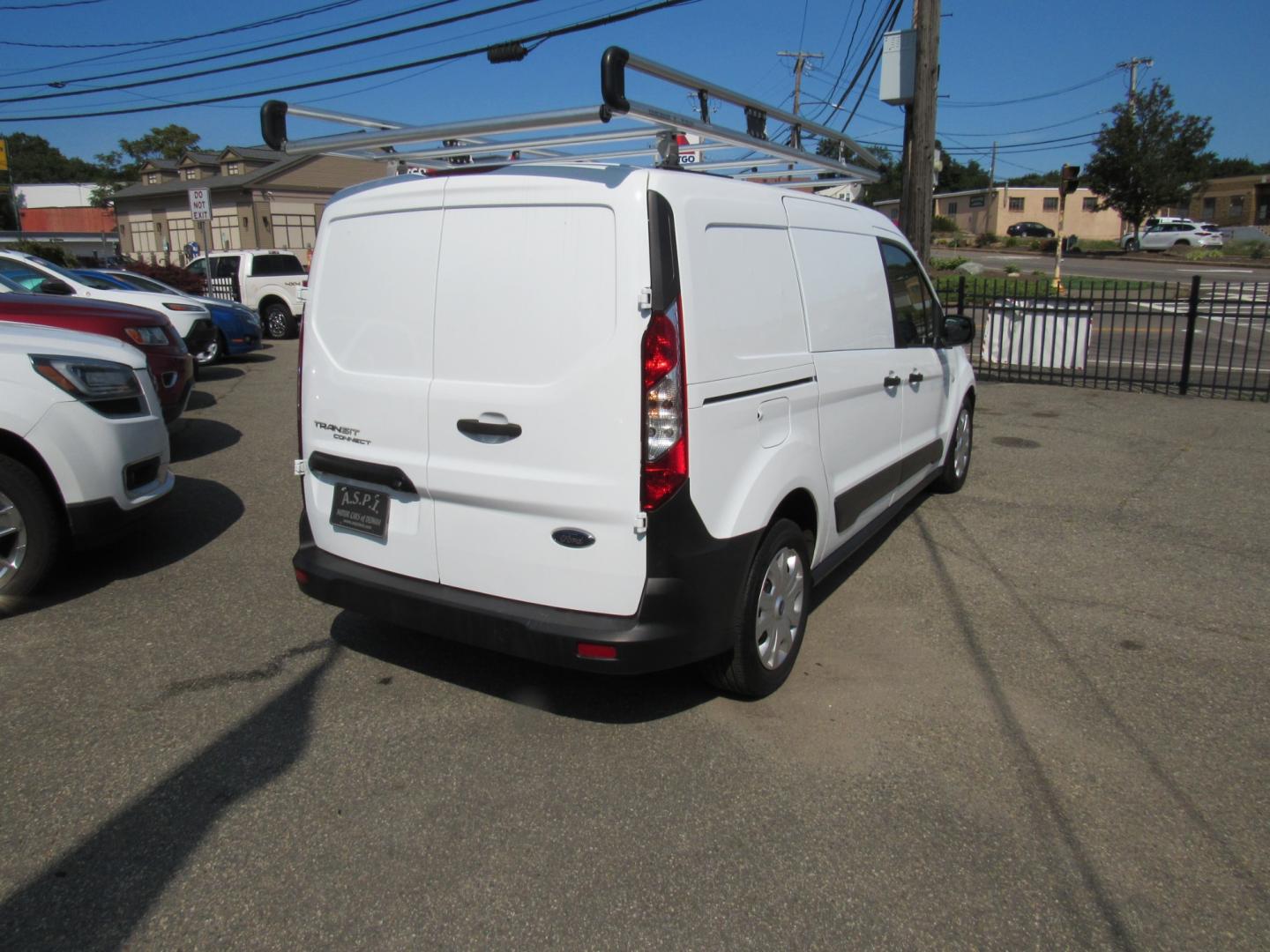 2019 White /Black Ford Transit Connect Cargo Van XL LWB w/Rear 180 Degree Door (NM0LS7E28K1) with an 2.5L L4 DOHC 16V engine, 6A transmission, located at 215 Milton St, Dedham, MA, 02026, (781) 329-5144, 42.241905, -71.157295 - This nice wok van is equipped with a loading ramp and roof racks. Low miles. Runs as good as it looks. All ASPI Motor Cars vehicles come with a 3/3 warranty included in the price. Call for details. All vehicles are serviced before they are delivered to assure the highest quality used vehicle. - Photo#6