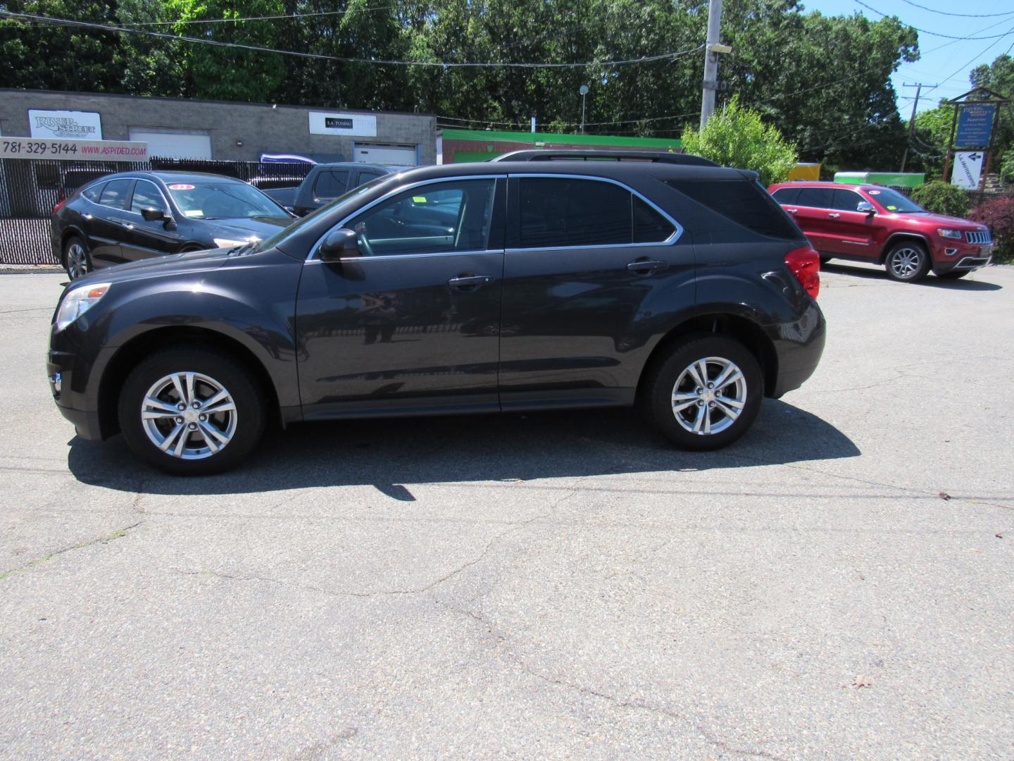 2013 Gray /Black Chevrolet Equinox LT (1GNFLNEKXDZ) with an 2.4L L4 DOHC 16V engine, Automatic transmission, located at 215 Milton St, Dedham, MA, 02026, (781) 329-5144, 42.241905, -71.157295 - This nice SUV is in excellent condition. Loaded up with Leather, Moonroof and Power Liftgate. Runs like new. All ASPI Motor Cars vehicles are fully serviced before they are delivered to assure the highest quality used vehicles. Comes with a 3/3 warranty included in the price. Call for details. - Photo#3