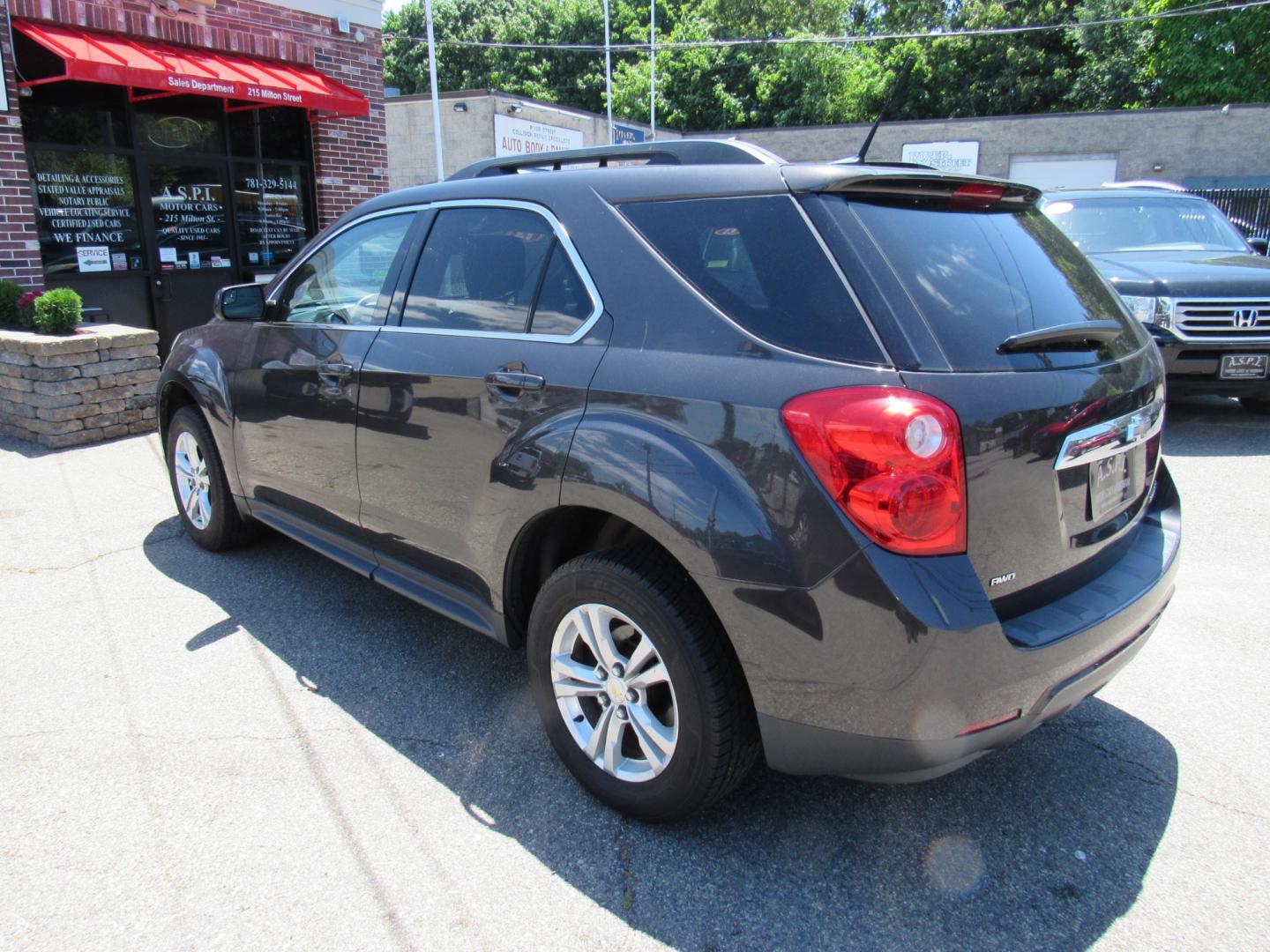 2013 Gray /Black Chevrolet Equinox LT (1GNFLNEKXDZ) with an 2.4L L4 DOHC 16V engine, Automatic transmission, located at 215 Milton St, Dedham, MA, 02026, (781) 329-5144, 42.241905, -71.157295 - Photo#4