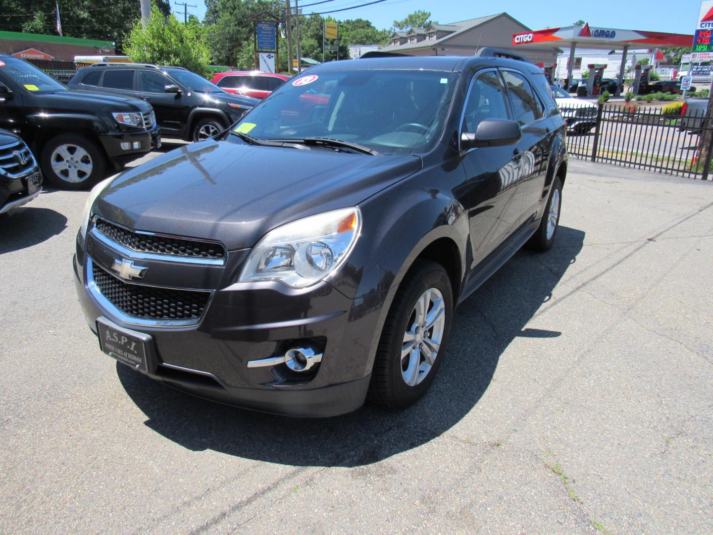 2013 Gray /Black Chevrolet Equinox LT (1GNFLNEKXDZ) with an 2.4L L4 DOHC 16V engine, Automatic transmission, located at 215 Milton St, Dedham, MA, 02026, (781) 329-5144, 42.241905, -71.157295 - Photo#2