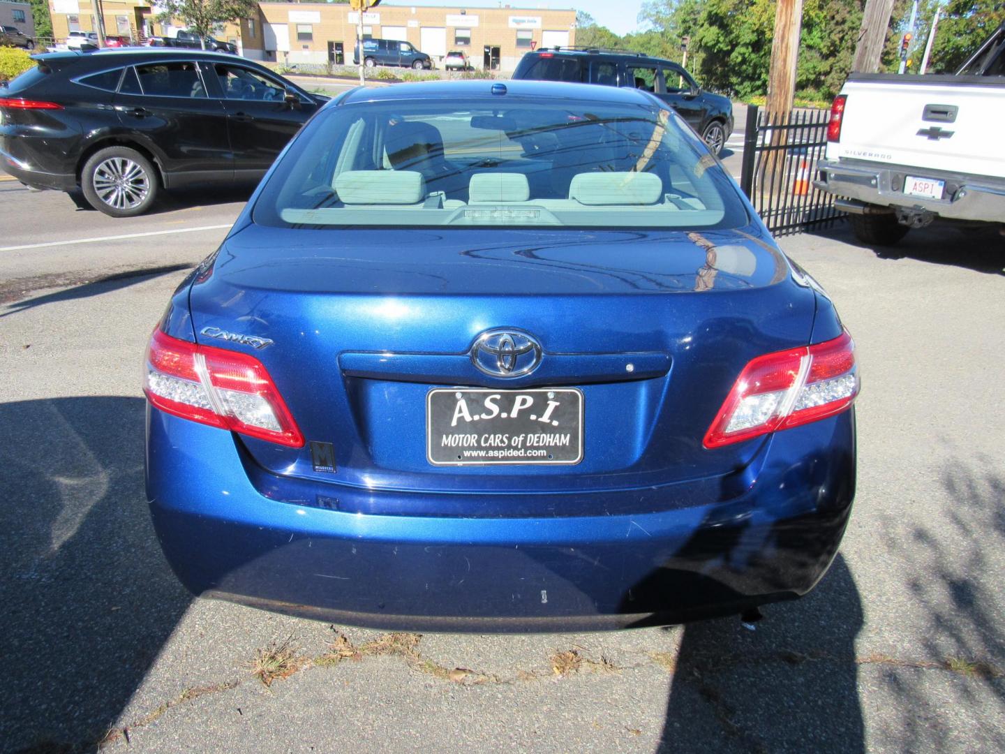 2010 Blue /Gray Toyota Camry Camry-Grade 6-Spd AT (4T4BF3EK5AR) with an 2.5L L4 DOHC 16V engine, 6-Speed Automatic Overdrive transmission, located at 215 Milton St, Dedham, MA, 02026, (781) 329-5144, 42.241905, -71.157295 - Photo#5