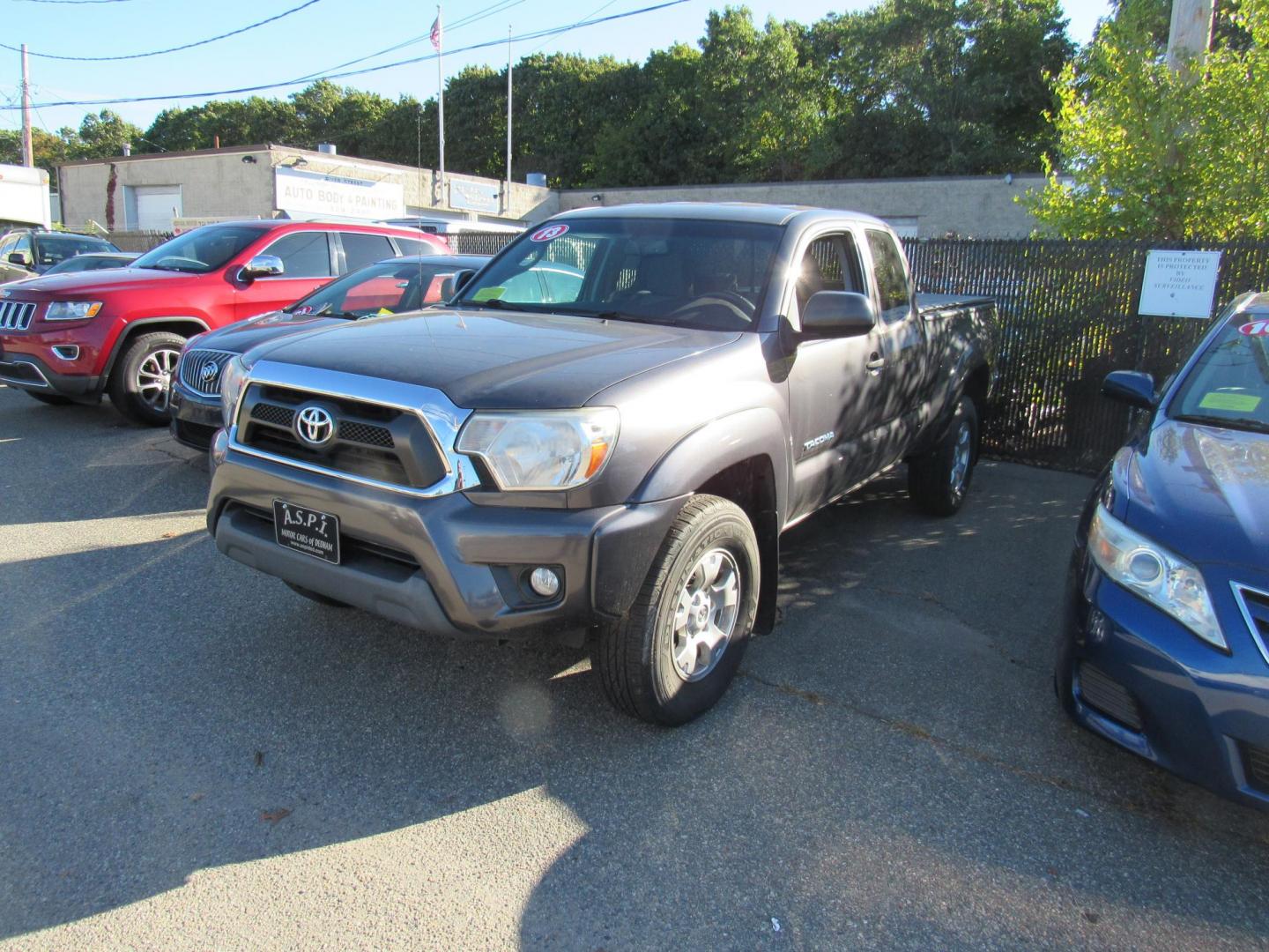 2013 Gray /Gray Toyota Tacoma Access Cab V6 Auto 4WD (5TFUU4EN7DX) with an 4.0L V6 DOHC 24V engine, Automatic transmission, located at 215 Milton St, Dedham, MA, 02026, (781) 329-5144, 42.241905, -71.157295 - This hard to find extended cab Pick up is in excellent condition. Runs as good as it looks. All ASPI Motor Cars vehicles are fully serviced before they are delivered to assure the highest quality used vehicles. Comes with a 3/3 warranty included in the price. Call for details. Prices on all veh - Photo#2