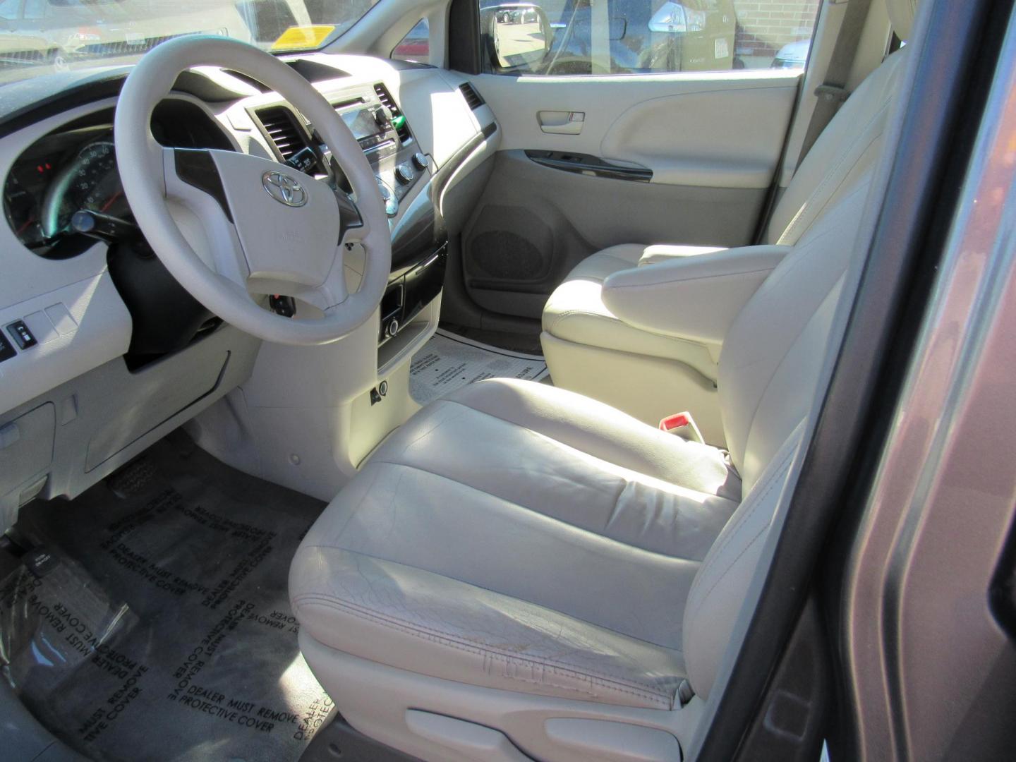 2013 Gray /Gray Toyota Sienna FWD 7-Passenger V6 (5TDZK3DC0DS) with an 3.5L V6 EFI DOHC 24V engine, 5-Speed Automatic transmission, located at 215 Milton St, Dedham, MA, 02026, (781) 329-5144, 42.241905, -71.157295 - Photo#12