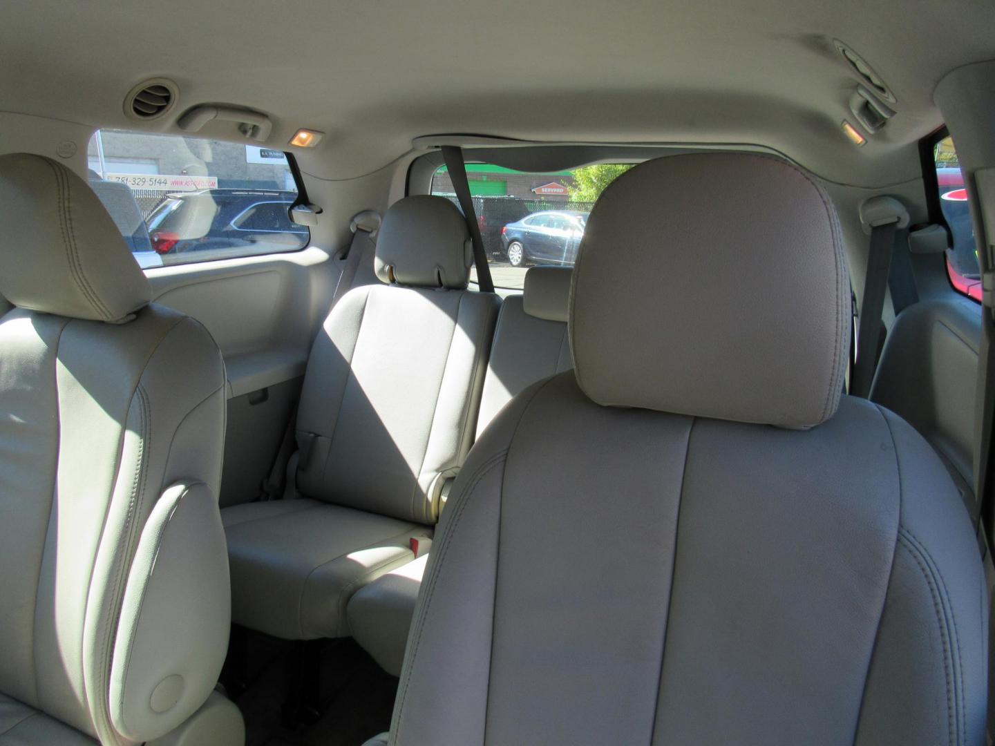 2013 Gray /Gray Toyota Sienna FWD 7-Passenger V6 (5TDZK3DC0DS) with an 3.5L V6 EFI DOHC 24V engine, 5-Speed Automatic transmission, located at 215 Milton St, Dedham, MA, 02026, (781) 329-5144, 42.241905, -71.157295 - Photo#14