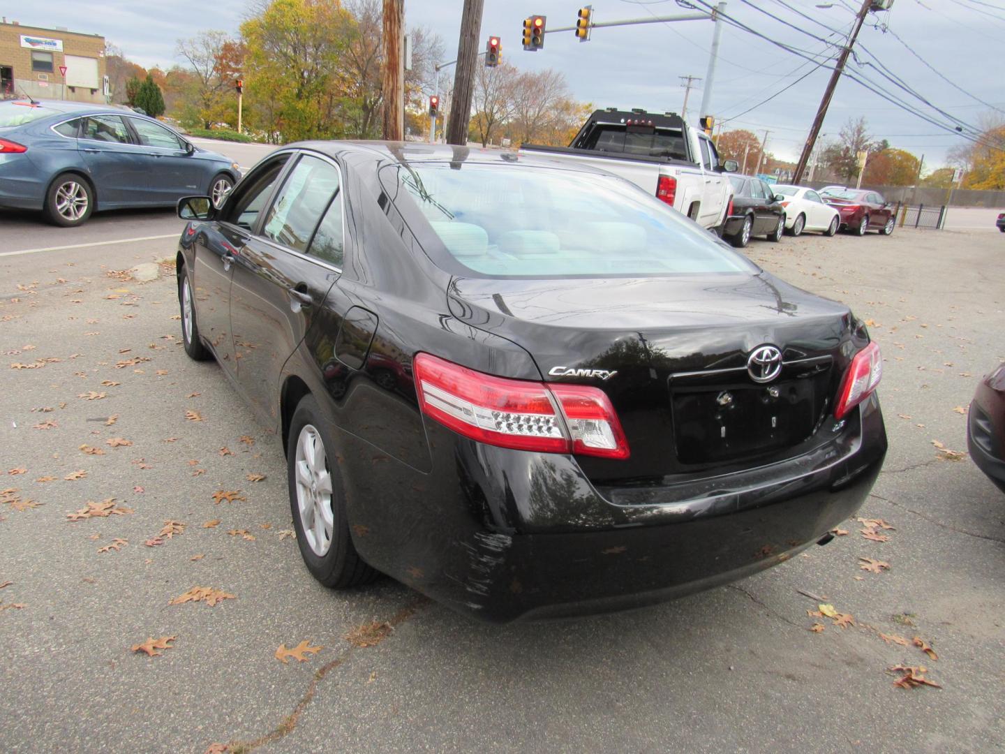 2011 BLACK /Gray Toyota Camry SE 6-Spd MT (4T1BF3EK2BU) with an 2.5L L4 DOHC 16V engine, 6-Speed Manual transmission, located at 215 Milton St, Dedham, MA, 02026, (781) 329-5144, 42.241905, -71.157295 - This nice compact sedan is in excellent condition. Runs like new. Al ASPI Motor Cars vehicles are fully serviced before they are delivered to assure the highest quality used vehicles. Comes with a 3/3 warranty included in the price. Call for details. Prices on all vehicles do not include $299.95 - Photo#4